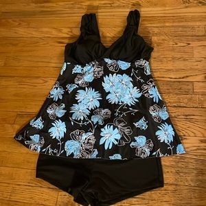 Tankini with Boy Shorts size 0xl(12)NWOT